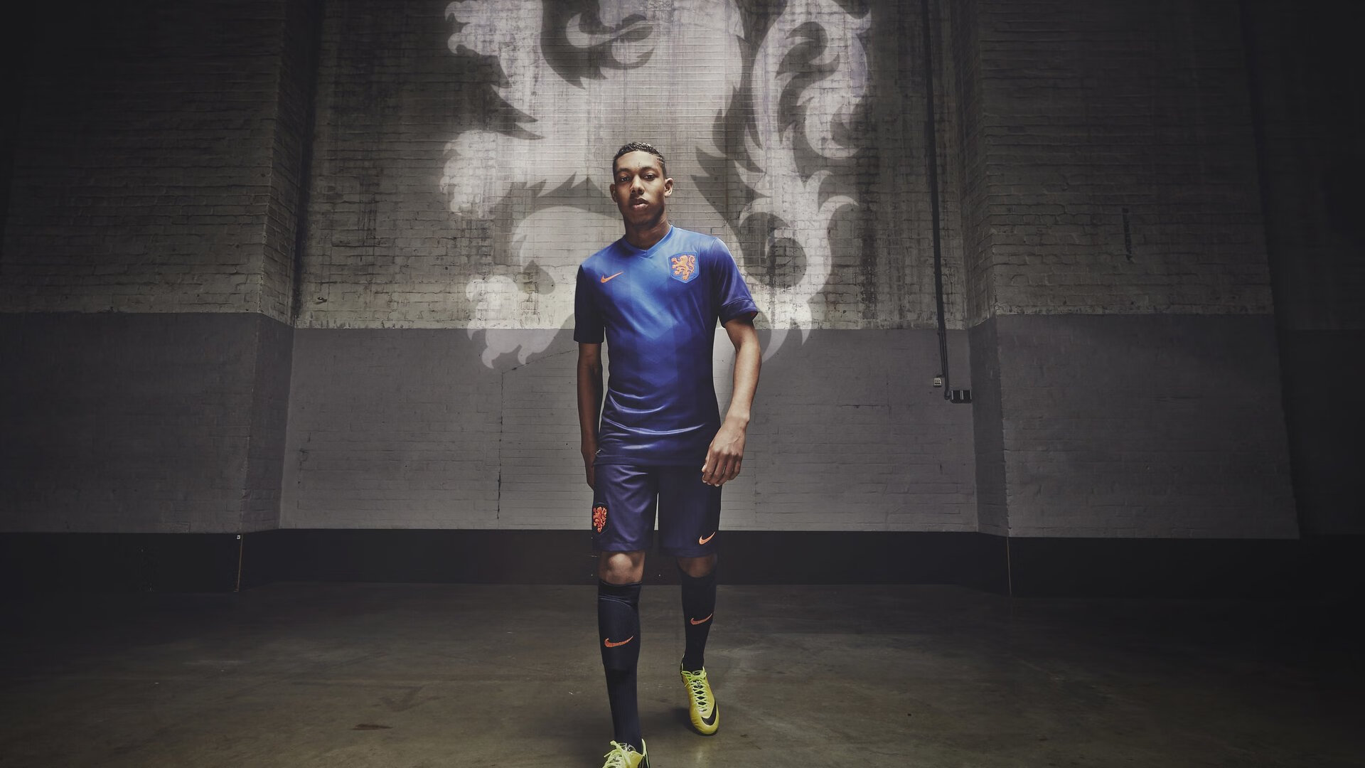 爱游戏ayx官网-意甲先锋破门：精彩瞬间，令人震撼！，意甲第一门将